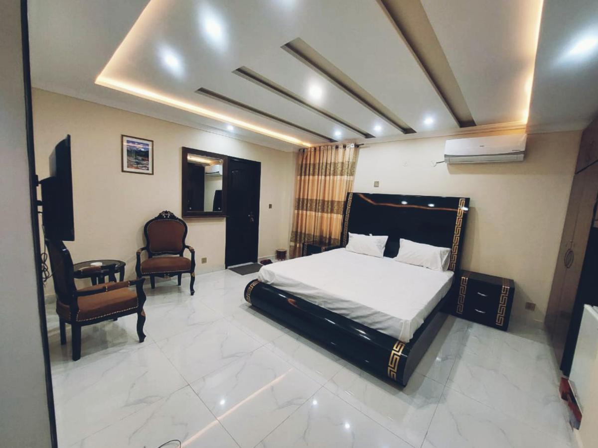 Hotel White Pearl Lahor Kültér fotó