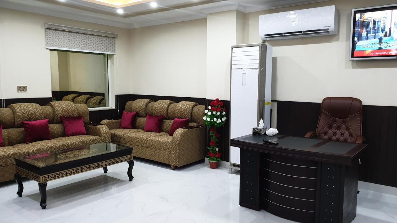 Hotel White Pearl Lahor Kültér fotó