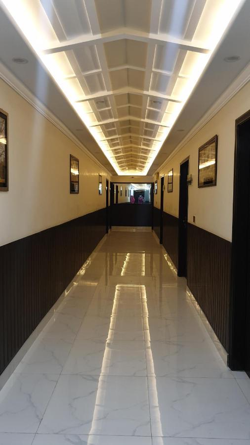 Hotel White Pearl Lahor Kültér fotó