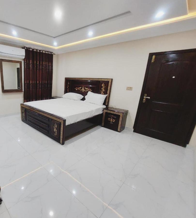 Hotel White Pearl Lahor Kültér fotó