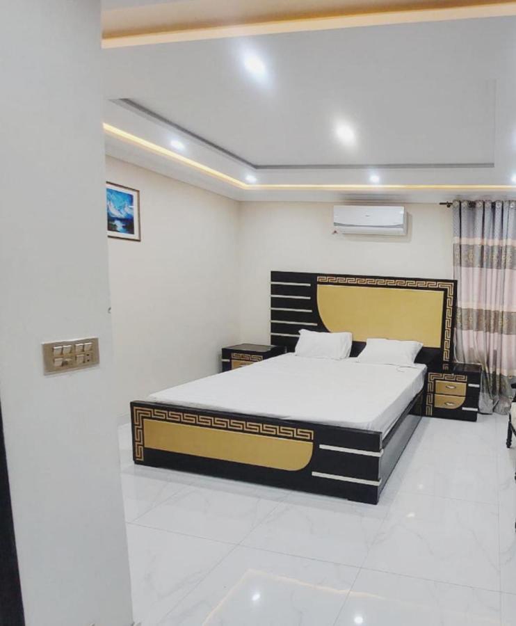 Hotel White Pearl Lahor Kültér fotó