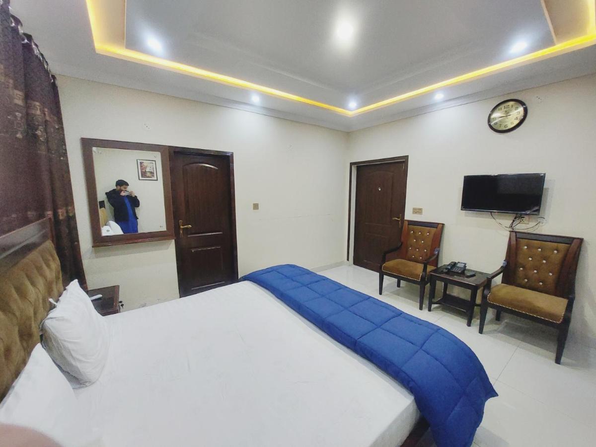 Hotel White Pearl Lahor Kültér fotó