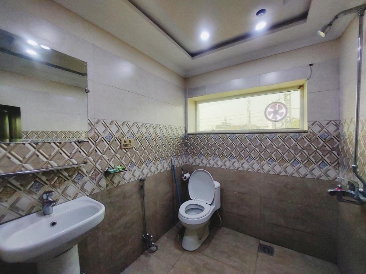 Hotel White Pearl Lahor Kültér fotó