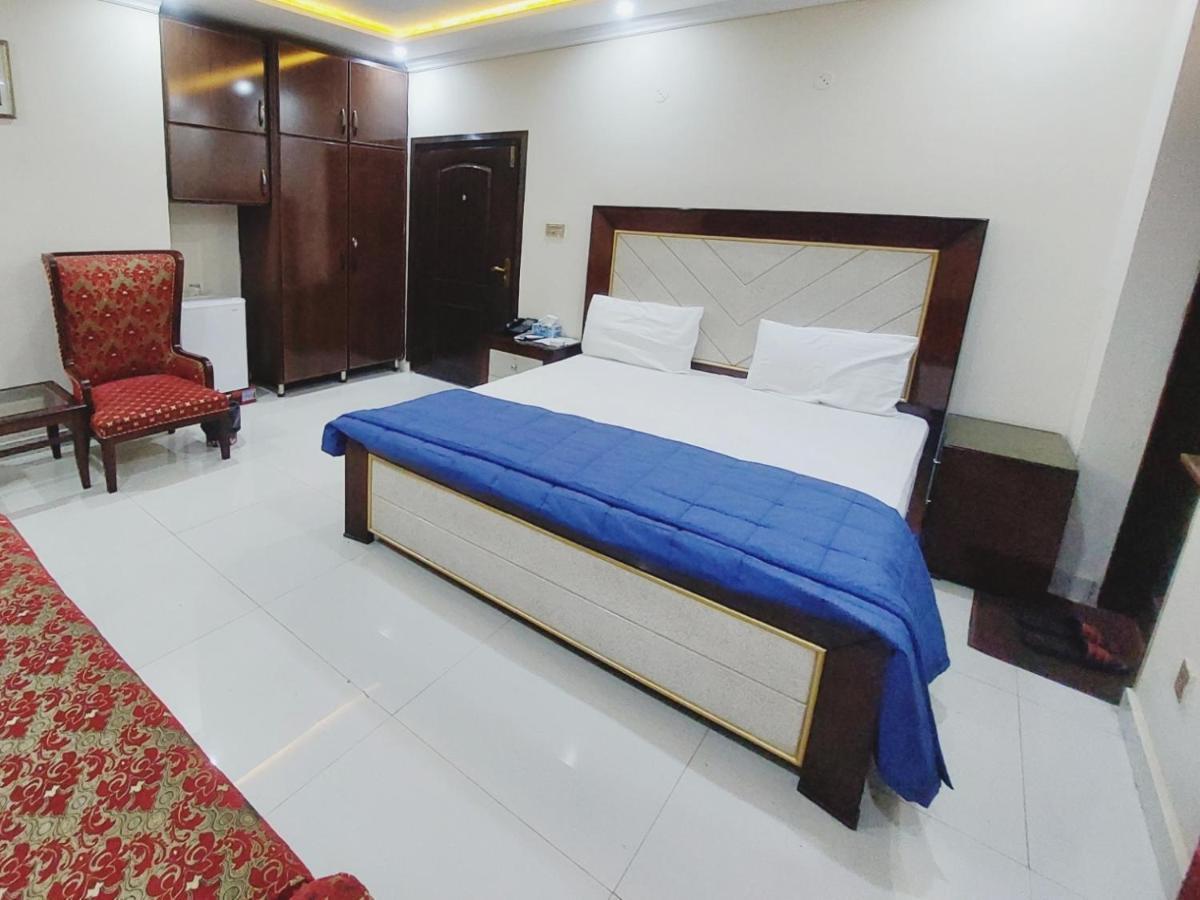 Hotel White Pearl Lahor Kültér fotó